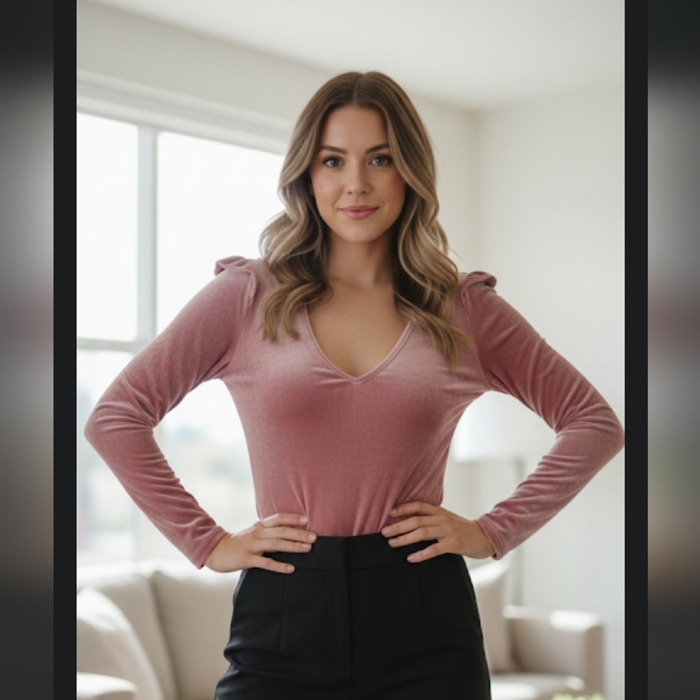 ❤️5/$25 Pretty Pink Velvet Bodysuit